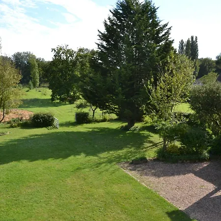 La Ferme Aux Hirondelles, Proche Giverny *