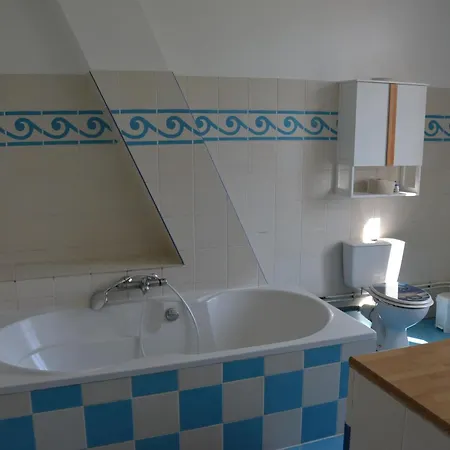 La Ferme Aux Hirondelles, Proche Giverny *