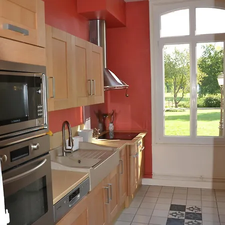 La Ferme Aux Hirondelles, Proche Giverny *