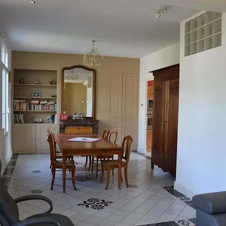 Holiday home La Ferme Aux Hirondelles, Proche Giverny