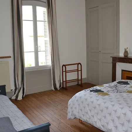 La Ferme Aux Hirondelles, Proche Giverny *