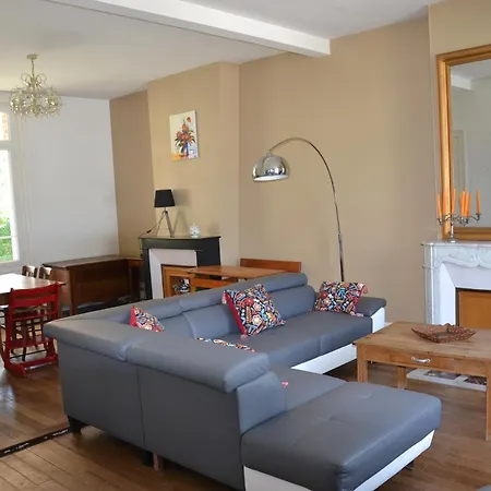 Holiday home La Ferme Aux Hirondelles, Proche Giverny