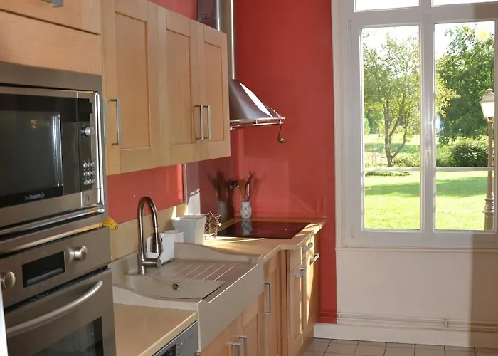 La Ferme Aux Hirondelles, Proche Giverny *